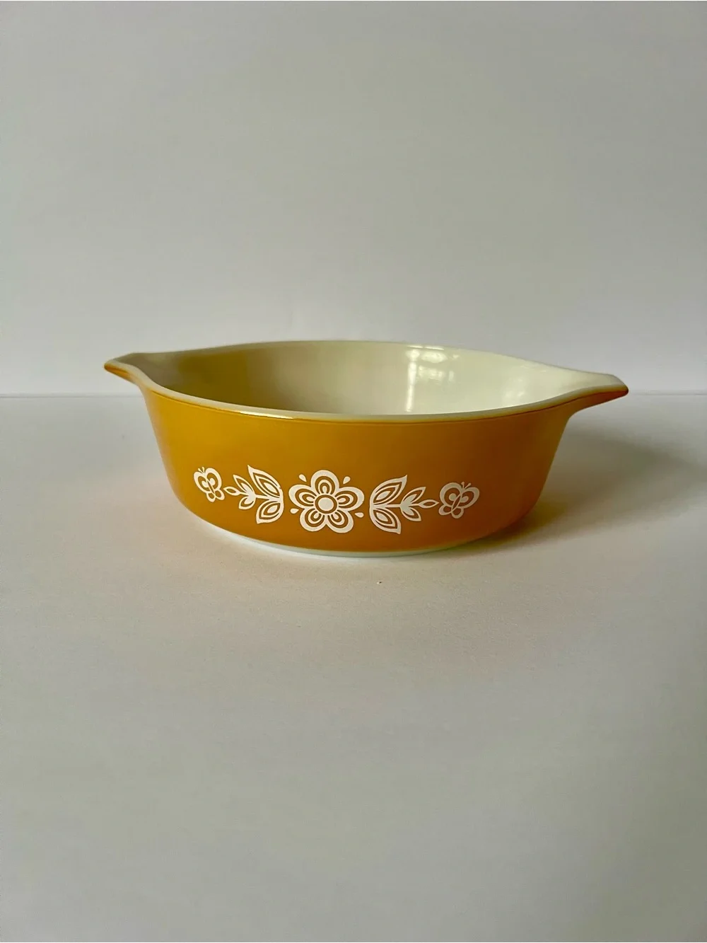 PYREX Butterfly Gold Cinderella Casserole Dish 1 PT Vintage 471-B